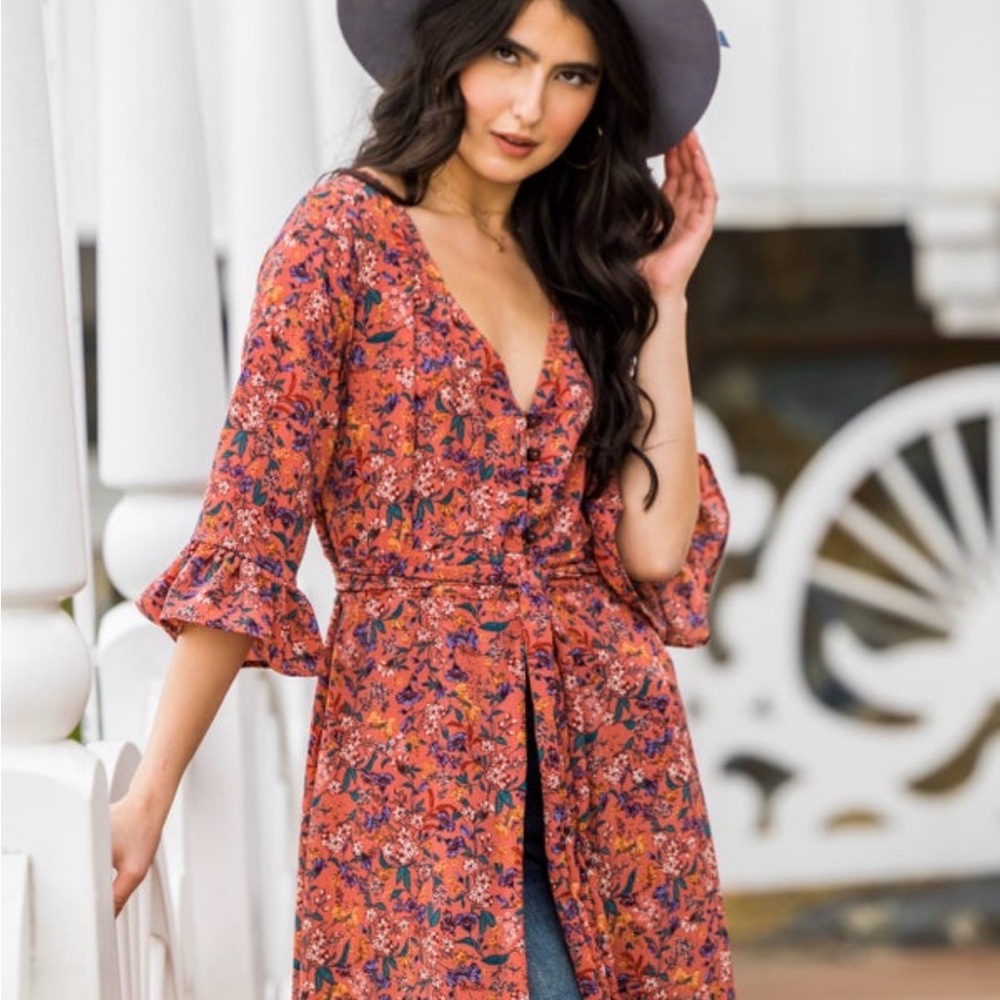 Rust Floral Maxi Dress with V-Neck and Ruffle Sleeves